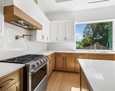 3402 Market Street - Photo Thumbnail 10