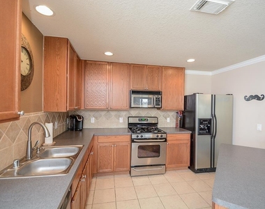 16535 Bristle Creek Drive - Photo Thumbnail 7