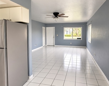 5254 Coronado Parkway - Photo Thumbnail 2