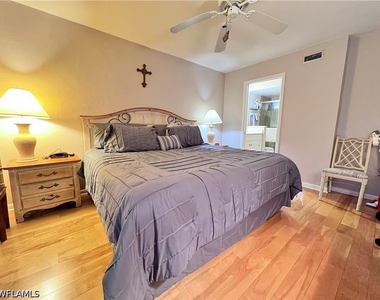 332 Charlemagne Boulevard - Photo Thumbnail 8