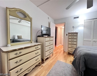 332 Charlemagne Boulevard - Photo Thumbnail 11