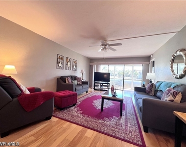 332 Charlemagne Boulevard - Photo Thumbnail 7