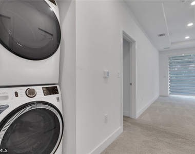 26370 Coco Cay Circle - Photo Thumbnail 19