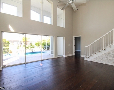 135 Lady Palm Drive - Photo Thumbnail 35