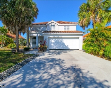 135 Lady Palm Drive - Photo Thumbnail 3