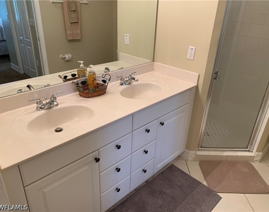 8133 Chancel Court - Photo Thumbnail 11