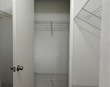 1708 Kings Lake Boulevard - Photo Thumbnail 30