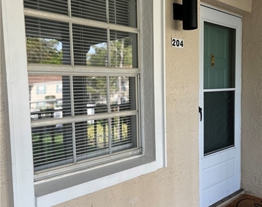 1708 Kings Lake Boulevard - Photo Thumbnail 8