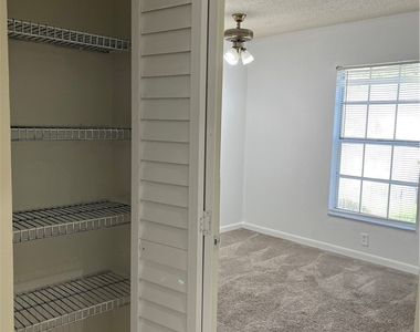 1708 Kings Lake Boulevard - Photo Thumbnail 16