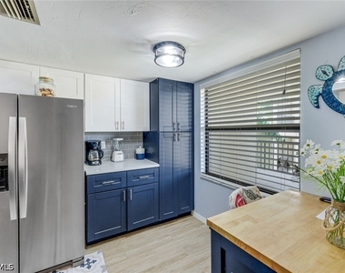 12601 Kelly Sands Way - Photo Thumbnail 5