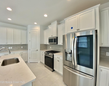 3155 Blazing Star Drive - Photo Thumbnail 7