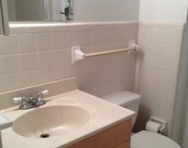 125 Wales Avenue - Photo Thumbnail 5