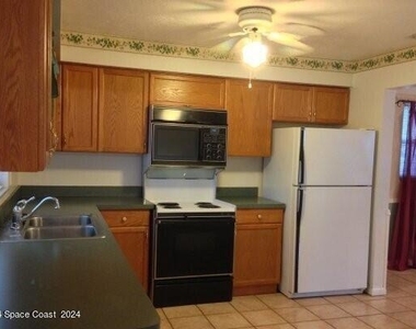 125 Wales Avenue - Photo Thumbnail 1