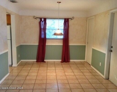 125 Wales Avenue - Photo Thumbnail 3