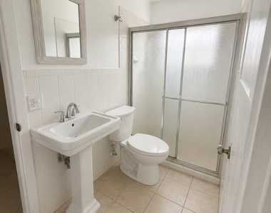 349 W Exeter Street W - Photo Thumbnail 10