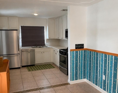 349 W Exeter Street W - Photo Thumbnail 2