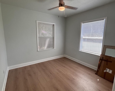 2100 Hallwood Place - Photo Thumbnail 6
