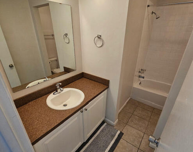 3585 Sable Palm Lane - Photo Thumbnail 14