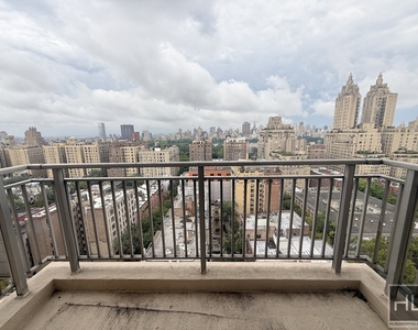 West 93 Street - Photo Thumbnail 10