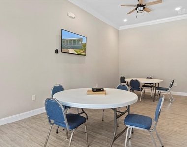 4650 Bay Boulevard - Photo Thumbnail 40