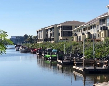 4650 Bay Boulevard - Photo Thumbnail 45