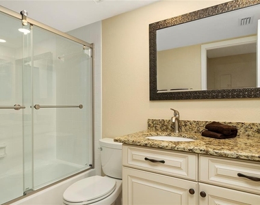 4650 Bay Boulevard - Photo Thumbnail 25
