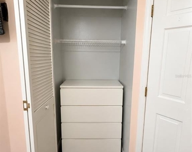 440 Berwick Circle - Photo Thumbnail 13