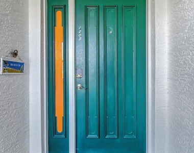 1582 Gulf Boulevard - Photo Thumbnail 16