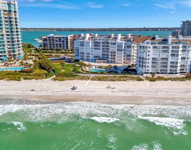 1582 Gulf Boulevard - Photo Thumbnail 7