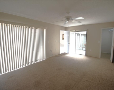 390 S Woodlands Drive - Photo Thumbnail 26