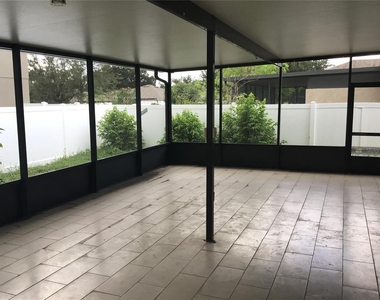 2211 Landside Drive - Photo Thumbnail 5