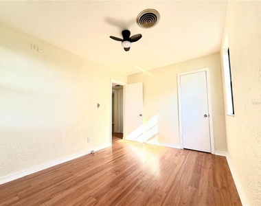 916 W Orient Street - Photo Thumbnail 12
