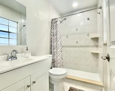 8024 Candlewoode Drive - Photo Thumbnail 26