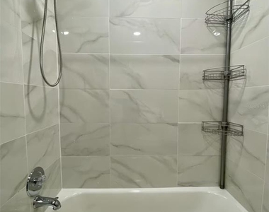 8024 Candlewoode Drive - Photo Thumbnail 27