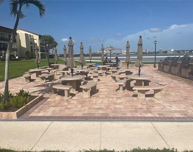 851 Bayway Boulevard - Photo Thumbnail 21