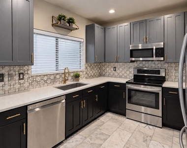 30039 Mossbank Drive - Photo Thumbnail 3
