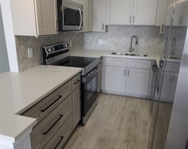 1859 Shore Drive S - Photo Thumbnail 5