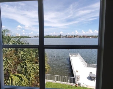 1859 Shore Drive S - Photo Thumbnail 10
