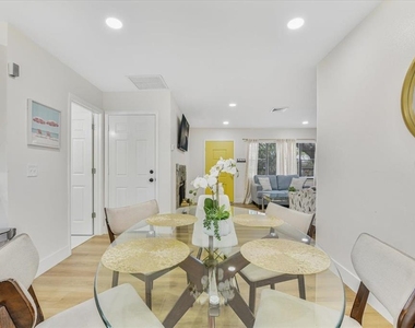 1003 Engman Street - Photo Thumbnail 22