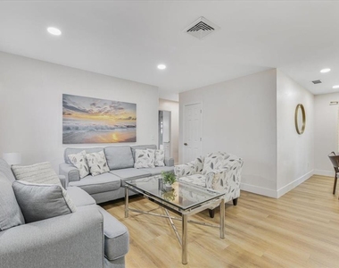 1003 Engman Street - Photo Thumbnail 4