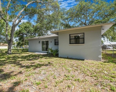 1003 Engman Street - Photo Thumbnail 33