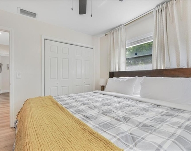 1003 Engman Street - Photo Thumbnail 13