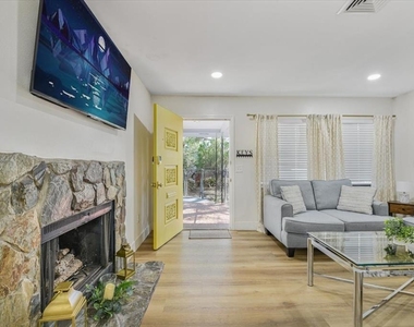 1003 Engman Street - Photo Thumbnail 2