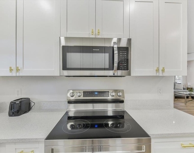1003 Engman Street - Photo Thumbnail 25