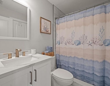 5900 Bahia Del Mar Circle - Photo Thumbnail 35