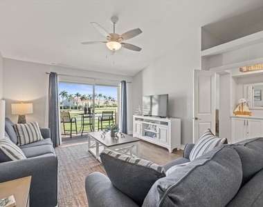 5900 Bahia Del Mar Circle - Photo Thumbnail 19