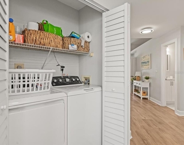 5900 Bahia Del Mar Circle - Photo Thumbnail 12