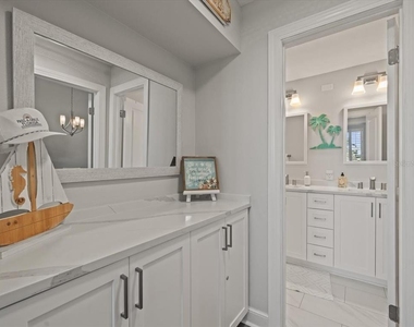 5900 Bahia Del Mar Circle - Photo Thumbnail 30