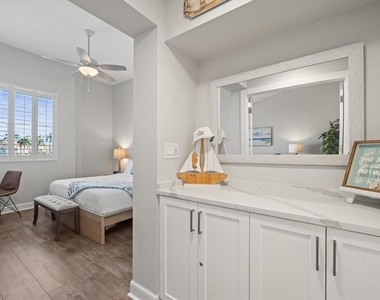 5900 Bahia Del Mar Circle - Photo Thumbnail 26