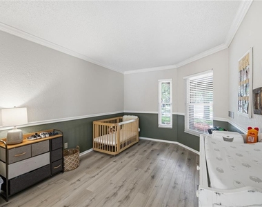 1570 Club Drive - Photo Thumbnail 16